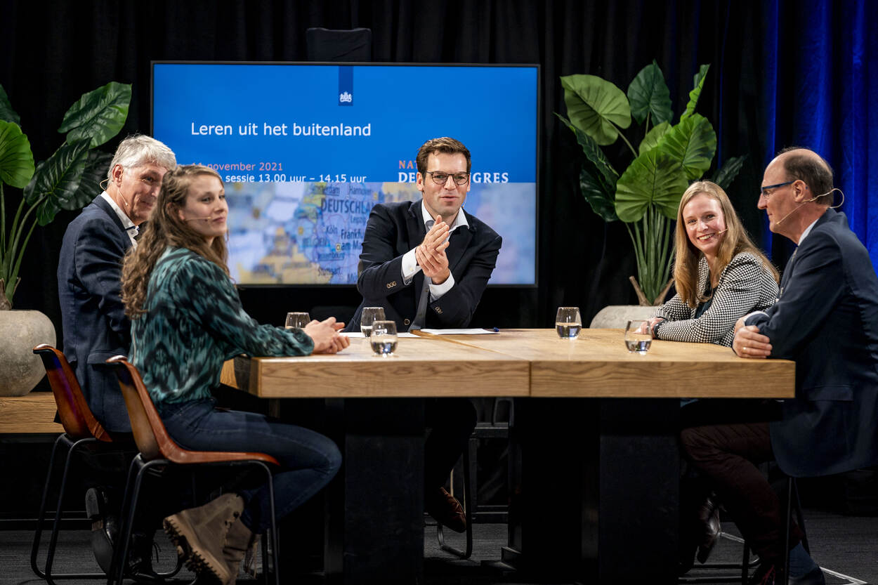 Actiefoto van parallelsessie 'Leren uit het buitenland'