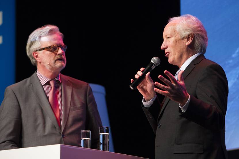 Peter Glas (links) in gesprek met Kees Rade