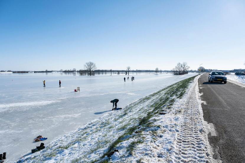 IJspret in de uiterwaarden De IJssel in Zwolle