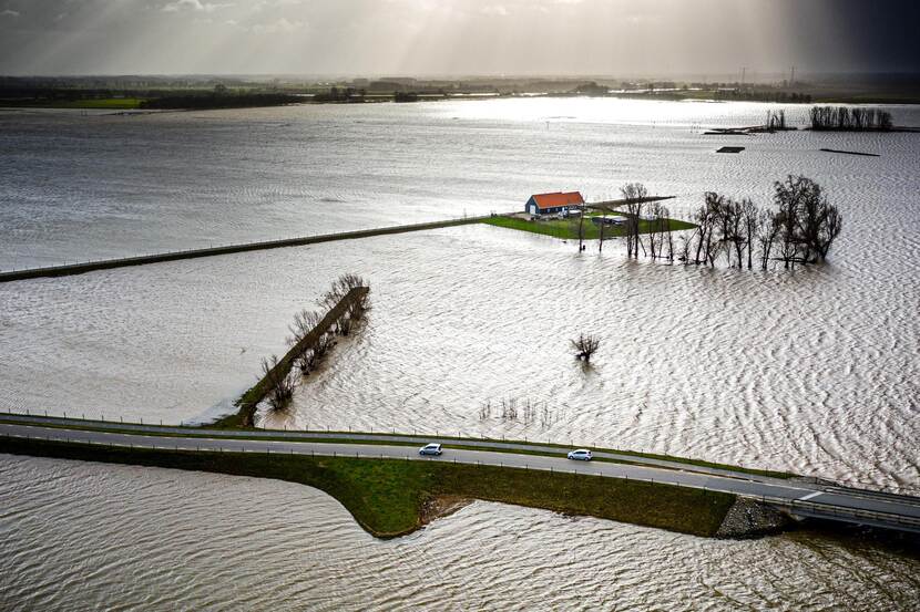 Hoogwater Noordwaard in Werkendam (februari 2020)